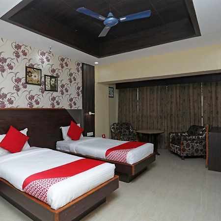 Oyo 4065 Hotel Richi Bhubaneswar Exterior foto