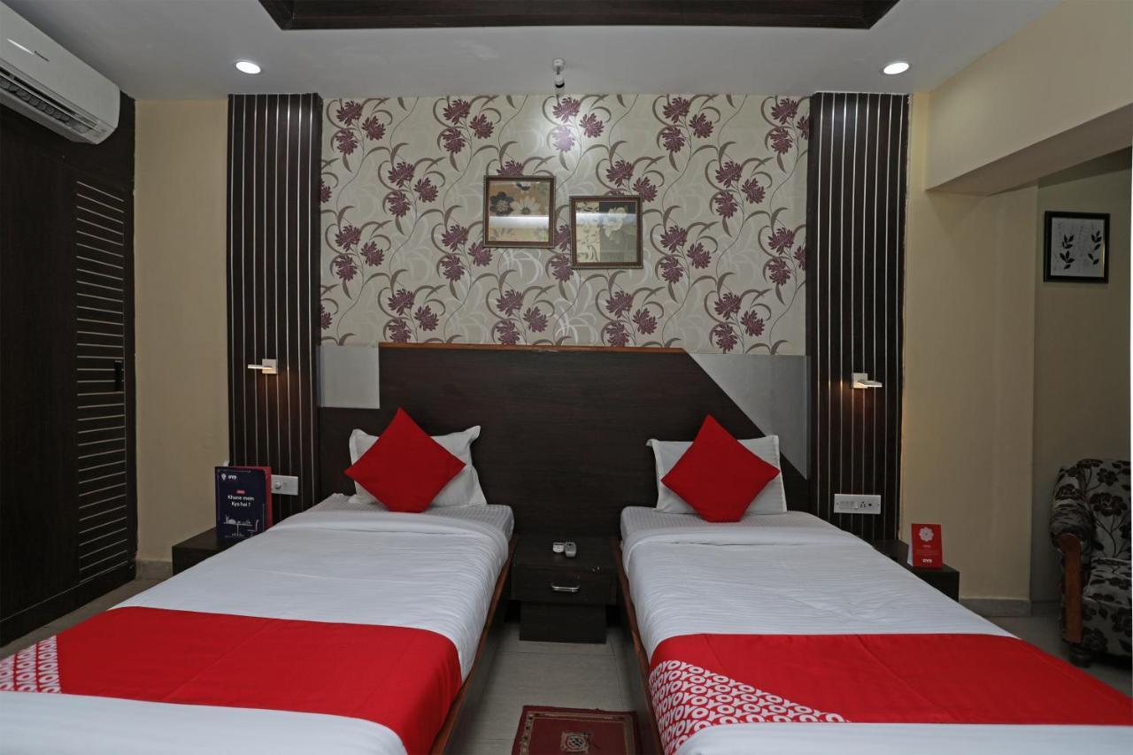 Oyo 4065 Hotel Richi Bhubaneswar Exterior foto
