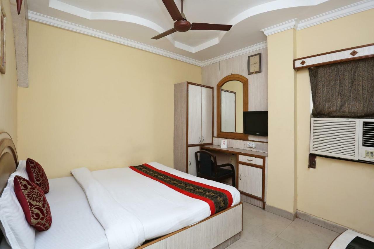 Oyo 4065 Hotel Richi Bhubaneswar Exterior foto